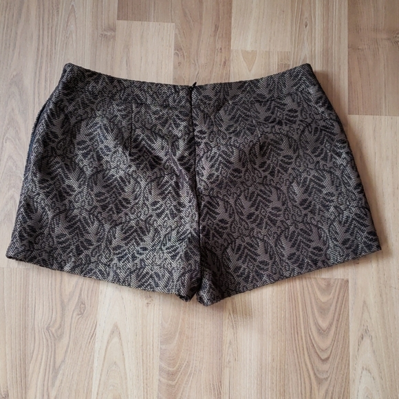 Forever 21 Gold and Black Dress Shorts - Picture 3 of 4